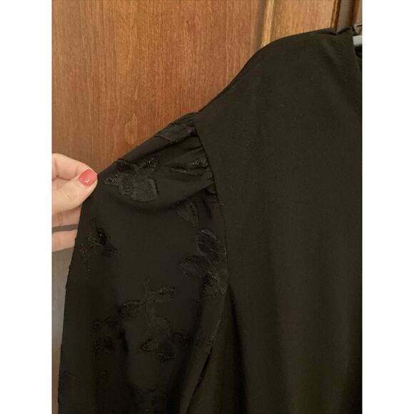 Carmen Marc Valvo Women’s Top Size 2X Black Sheer Sleeves - Picture 6 of 9